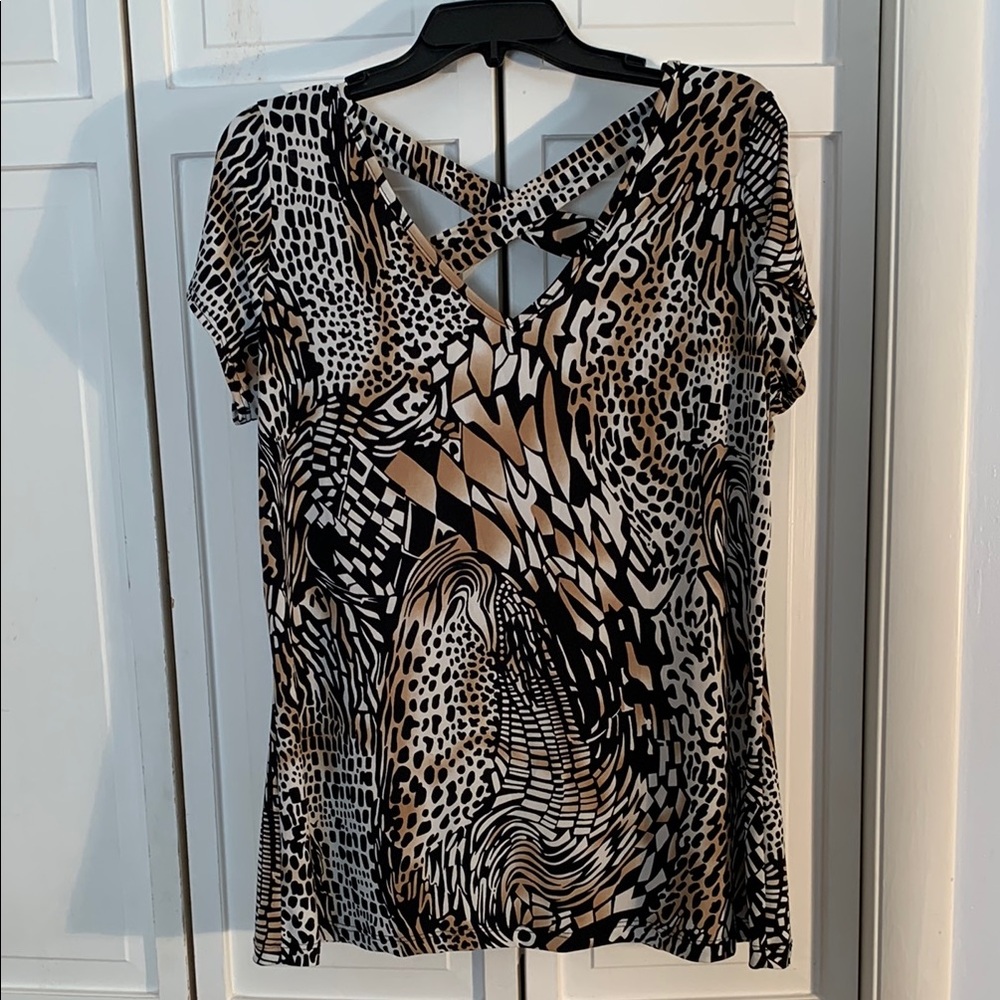 Fave Animal Print V-Neck Cap Sleeves Blouse EUC